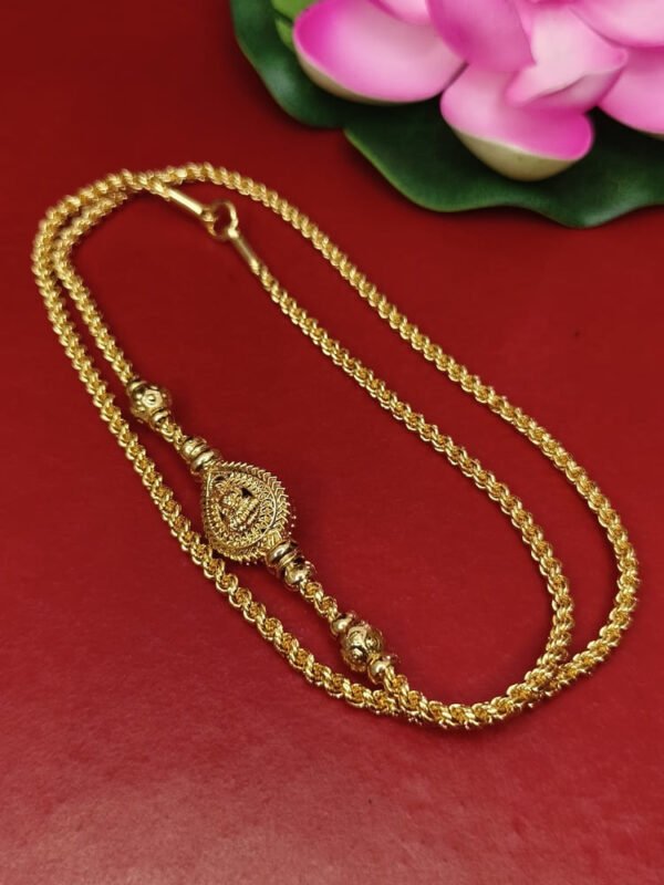 Lakshmi Mogappu chain