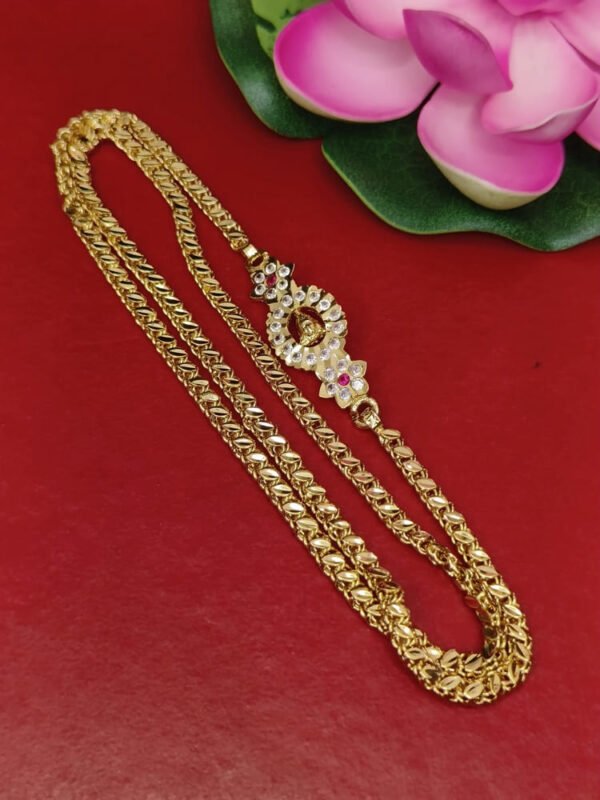 Lakshmi mugappu chain