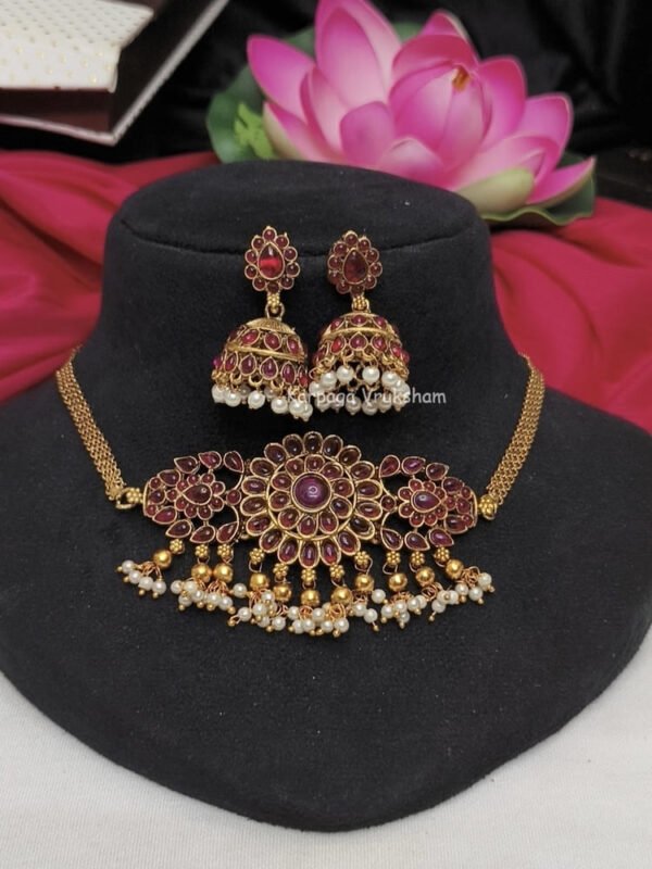 Ruby stone choker with jumkas