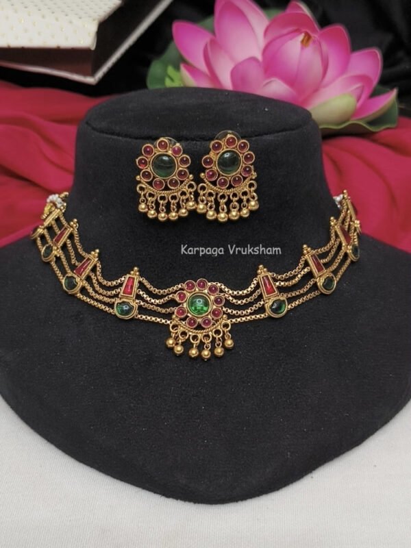 Kemp stone choker with earrings