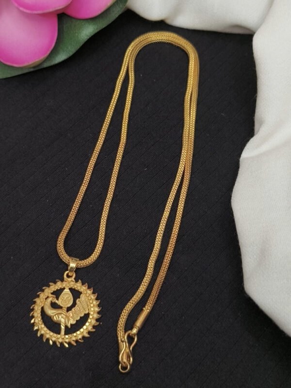Vel Mayil fusion Dollar chain