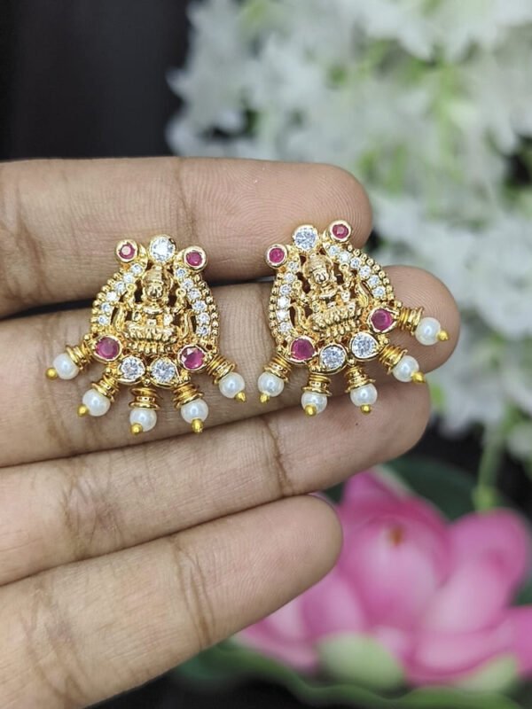 Lakshmi pearl stud