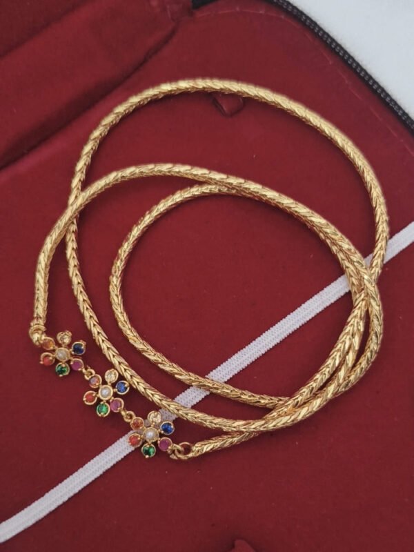 Navratna Mugappu chain - Image 2