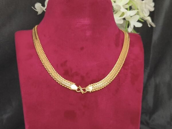 Gents thick short chain