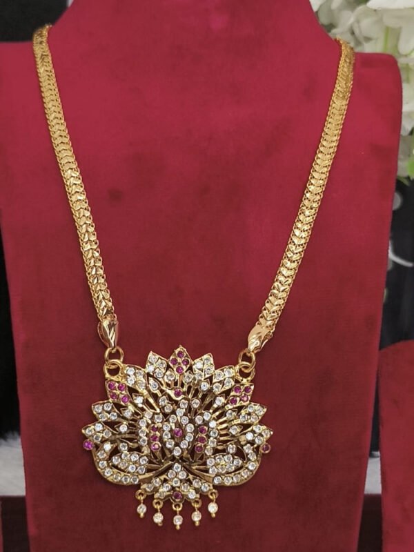 Impon big size peacock dollar chain - Image 2