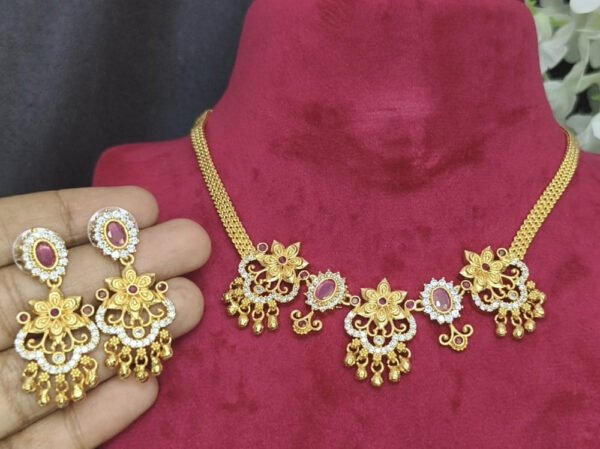AD stones ruby white necklace with earrings - Image 3