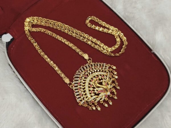 Grand AD stone dollar chain