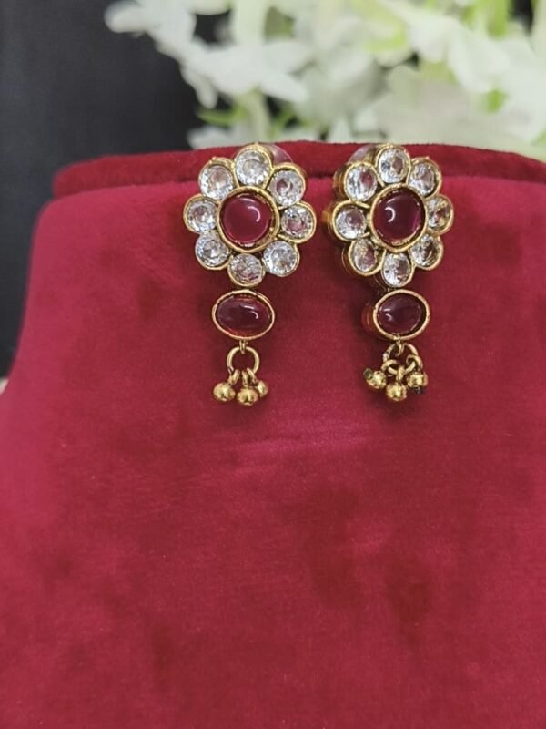 Budget neckset with earrings - Image 2
