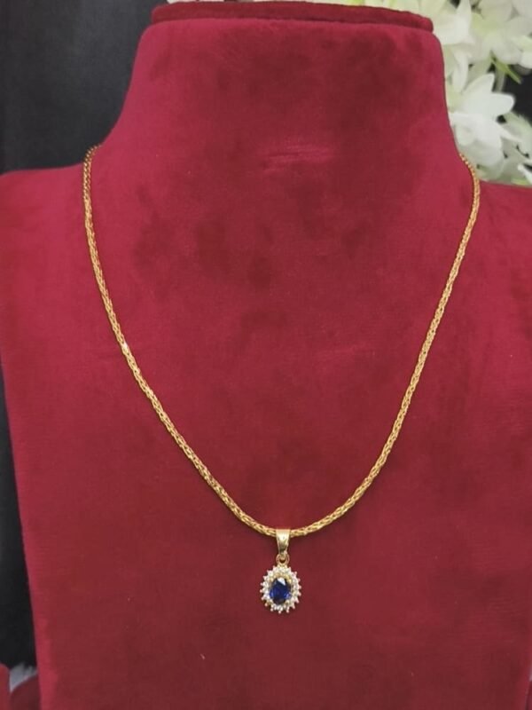 Diamond like short dollar chain