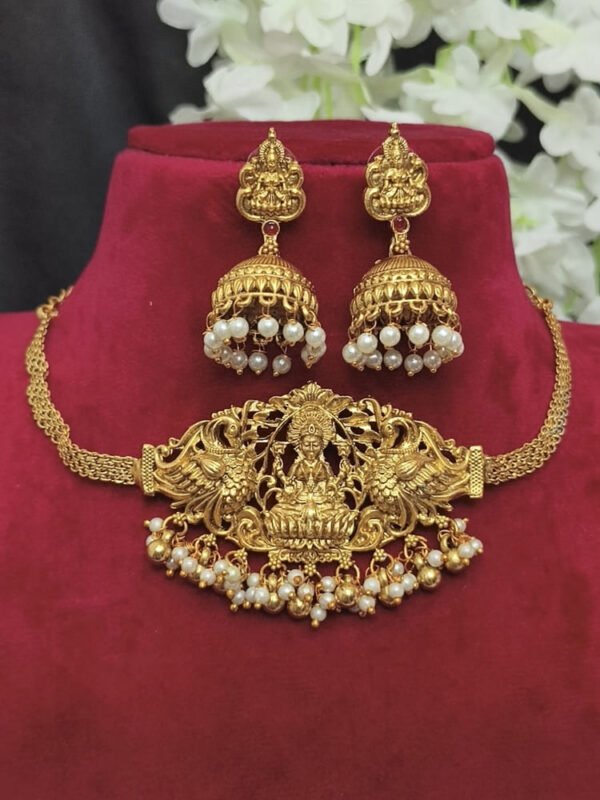 Choker with Jumkas