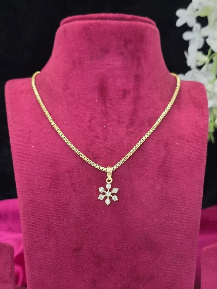 Diamond Look Like Short Dollar Chain - Image 2