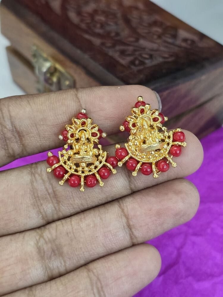 Gold Like Coral Earrings