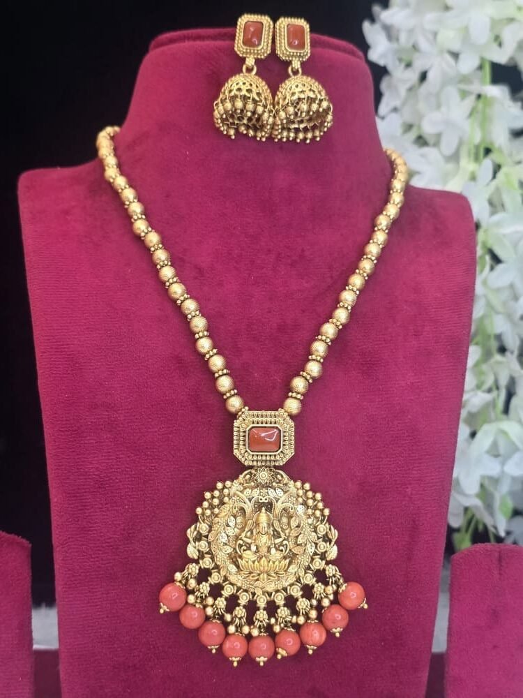 Antique Finish Necklace with Jumkas